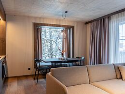 Premium Holiday Apartment With Balcony and Sauna