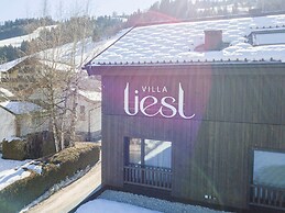 Premium Holiday Apartment With Balcony and Sauna