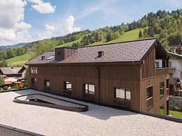 Premium Holiday Apartment With Balcony and Sauna