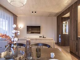 Premium Holiday Apartment With Balcony and Sauna