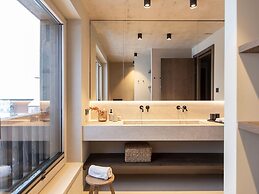 Premium Holiday Apartment With Balcony and Sauna