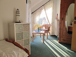 Schicke Doppelhaushaelfte in Nessmersiel