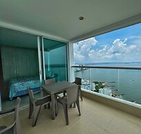 SUNSET CON VISTA AL MAR BY PARCEROS G