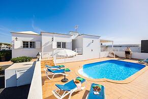 Villa Gaida in Puerto Calero