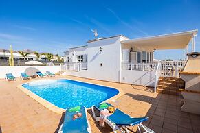 Villa Gaida in Puerto Calero