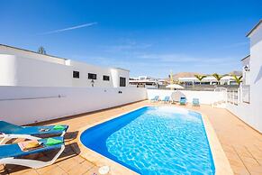 Villa Gaida in Puerto Calero