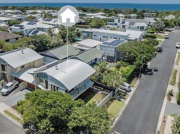 Beachside Escape by Cottonwood