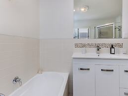 Beachside Escape by Cottonwood