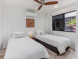 Beachside Escape by Cottonwood