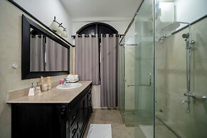 Shila Boutique Villa Danang