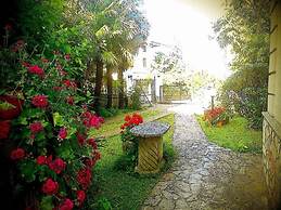 Secluded Lovran Apartment With Balcony and Patio