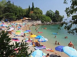 Secluded Lovran Apartment With Balcony and Patio