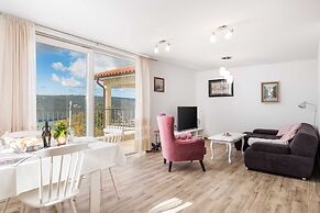 Wonderful Labin Villa With Private Pool and Sea Views