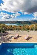 Wonderful Labin Villa With Private Pool and Sea Views