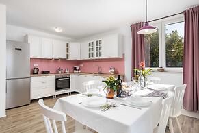 Wonderful Labin Villa With Private Pool and Sea Views