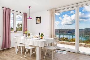 Wonderful Labin Villa With Private Pool and Sea Views