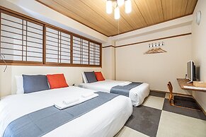 Home Sakaisuji Honmachi