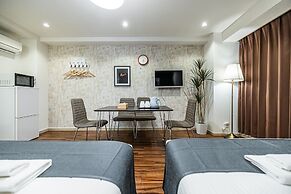 Home Sakaisuji Honmachi