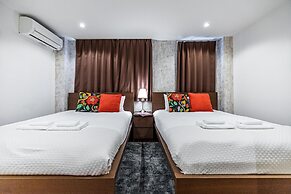 Home Sakaisuji Honmachi