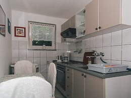 Charming Apartment With Sea Views and Shared Pool