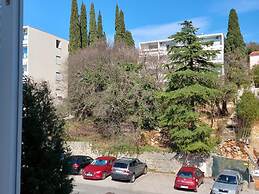 Charming Crikvenica Beachfront Apartment