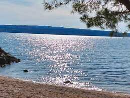 Charming Crikvenica Beachfront Apartment