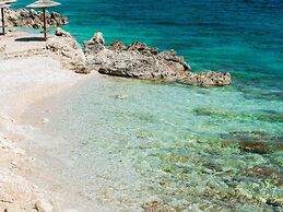 Stylish Two Bedroom Apartment in Labin