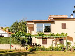 Stylish Two Bedroom Apartment in Labin