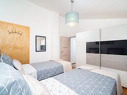 Stylish Two Bedroom Apartment in Labin