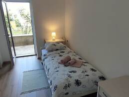 Elegant Lovran Apartment With Garden