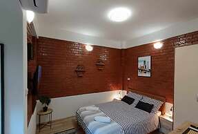 Cozy Lovran Apartment With Private Pool and Sea View