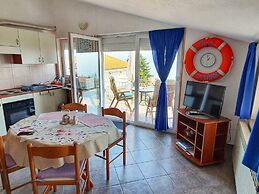 Sunny Lovran Apartment With Terrace and Sea View