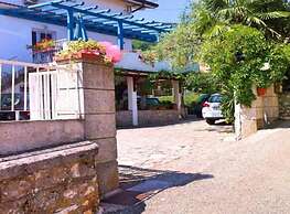 Sunny Lovran Apartment With Terrace and Sea View