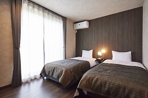 IZA takashima minato