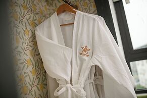 Hanoi Plaza Suite Hotel & Spa