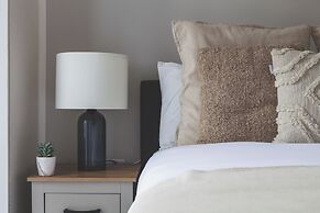 The Cricklewood Collection