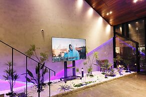 Saigon Travel Lounge