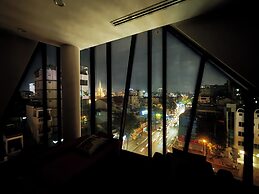 Saigon Travel Lounge