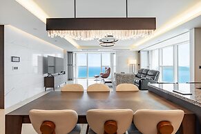 LCT Residence Y Collection