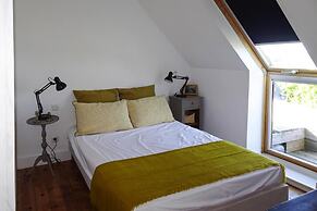Comfortable Holiday Home With Enclosed Garden