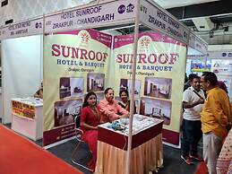 Goroomgo Sunroof Hotel & Banquet