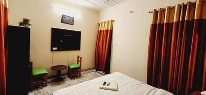 Goroomgo Prisha Stay Lucknow