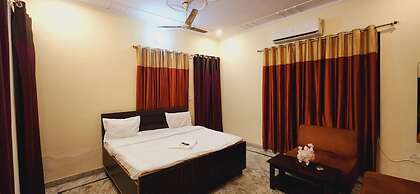 Goroomgo Prisha Stay Lucknow