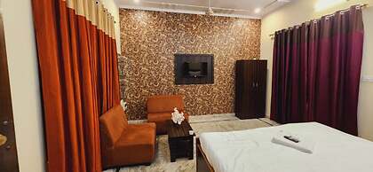 Goroomgo Prisha Stay Lucknow