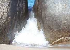 The Diamond of Kriaritsi private pools