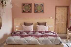 Muktkeshii Boutique Resort