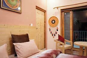 Muktkeshii Boutique Resort