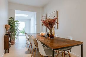 Charming Townhouse in Ghent Perfect for 6 Guests
