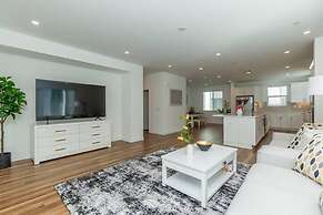 Private Room With Shared Bathroom