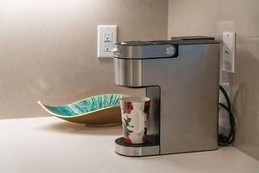 Private Room With Shared Bathroom